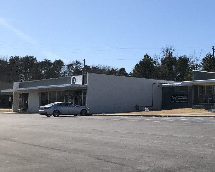 2230-2244 North Rd, Gardendale, AL for rent - Building Photo - Image 1 of 4