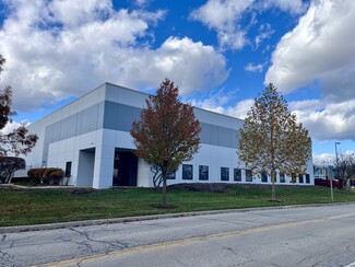 More details for 1051 Commerce Ct, Buffalo Grove, IL - Industrial for Rent