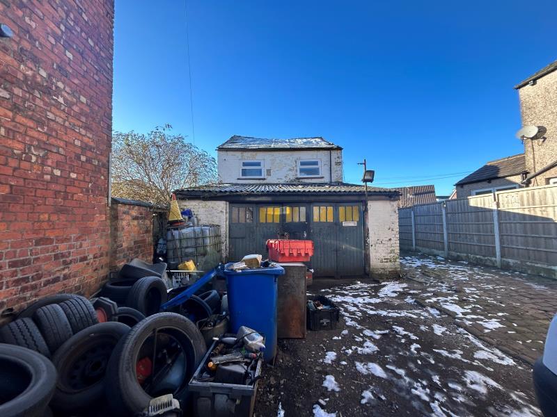 41-43 Tunstall Ln, Wigan for sale Primary Photo- Image 1 of 1