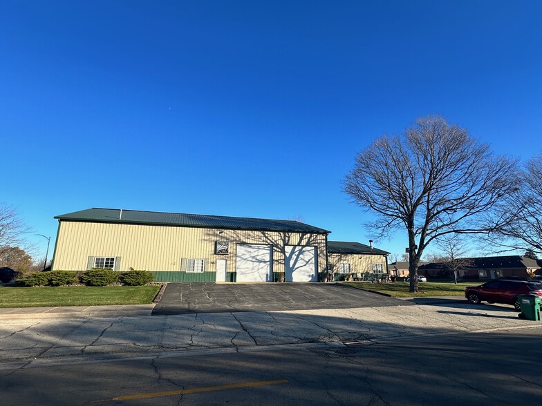 465 Mulberry St, Manteno, IL for sale - Building Photo - Image 1 of 19