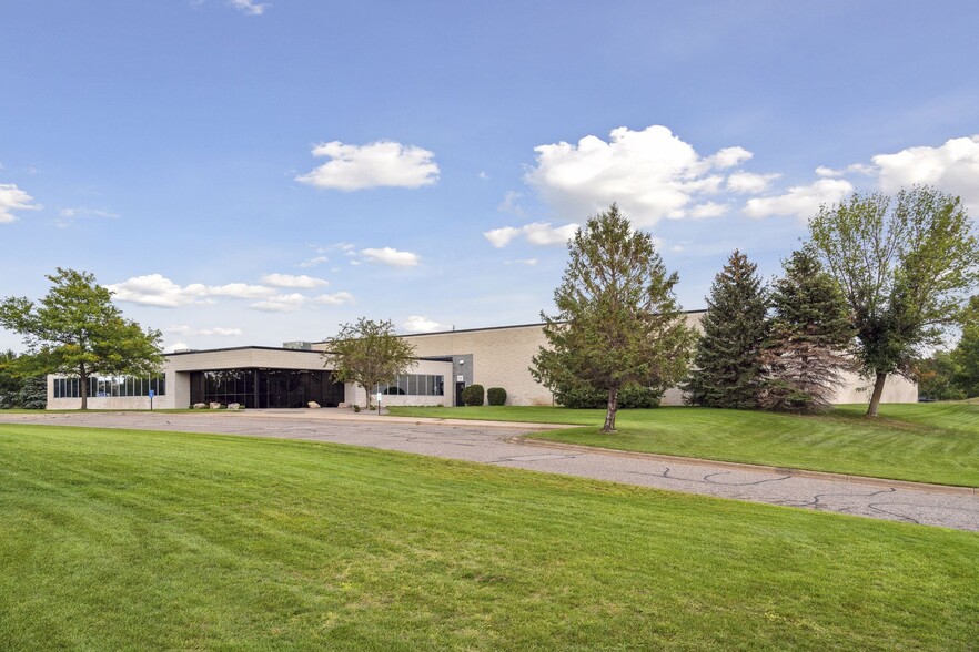 13931 NW Sunfish Lake Blvd, Anoka, MN for sale - Building Photo - Image 1 of 1