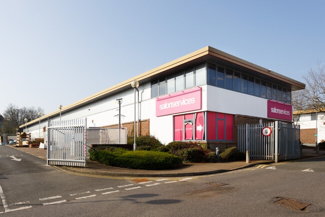 More details for Bay Tree Ave, Leatherhead - Industrial to Rent
