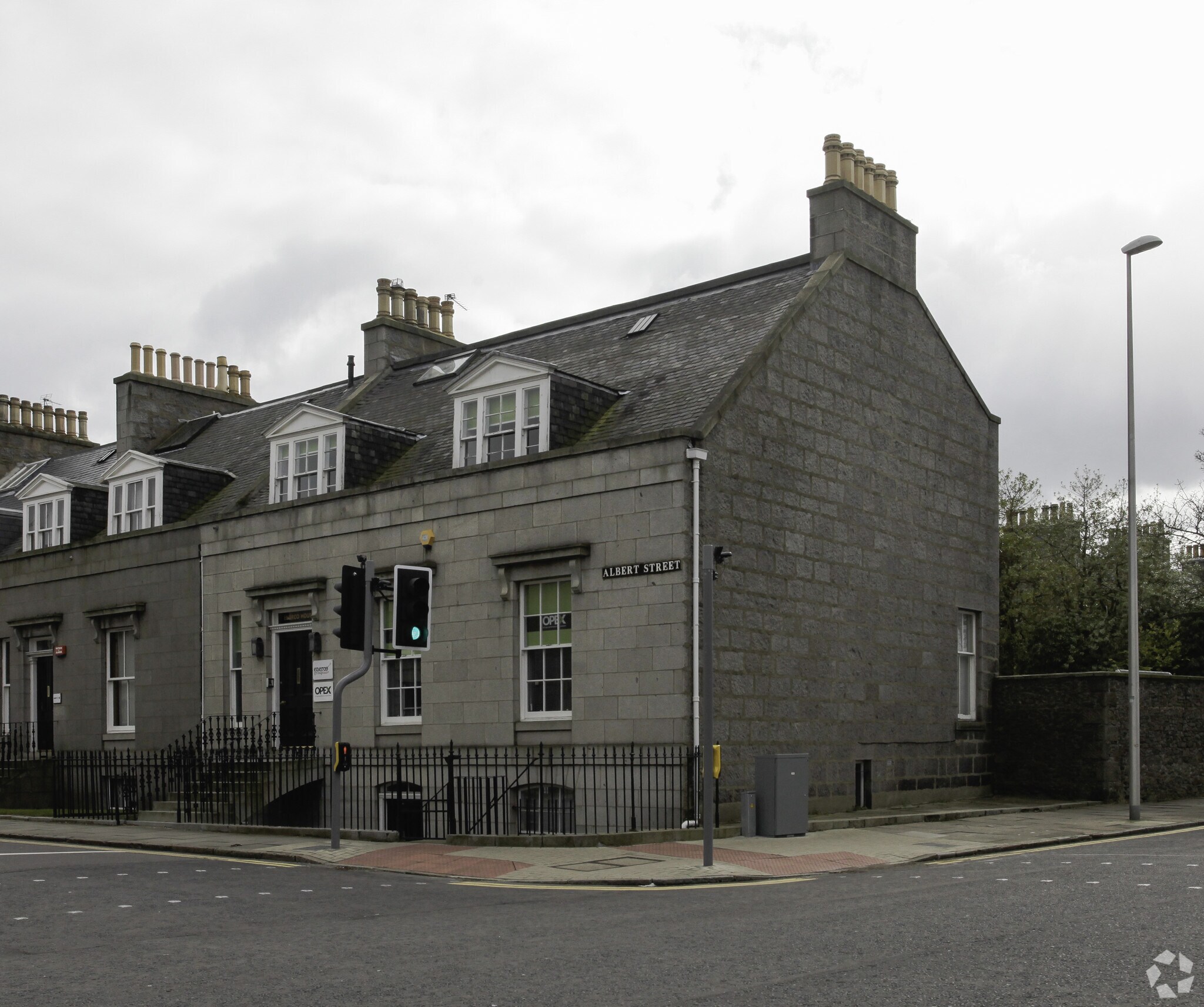 18 Albert St, Aberdeen for sale Primary Photo- Image 1 of 1