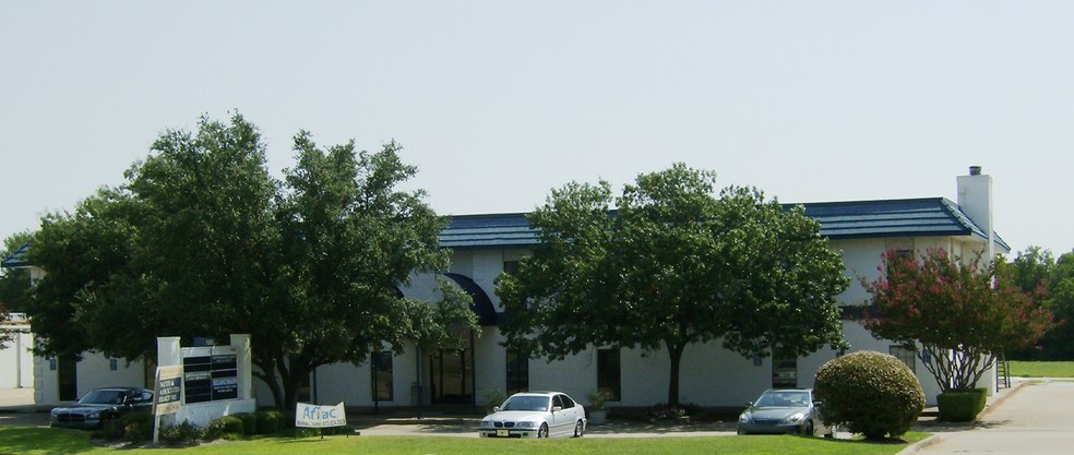 1666 N Hampton Rd, DeSoto, TX for sale - Primary Photo - Image 1 of 1