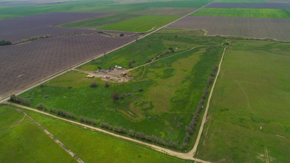 41605 Sutter Ave, Coalinga, CA for sale - Aerial - Image 3 of 19