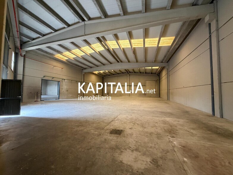 Industrial in Albaida, Valencia to rent - Interior Photo - Image 2 of 13