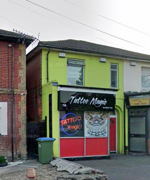 118 Shirley Rd, Southampton for sale - Primary Photo - Image 1 of 6