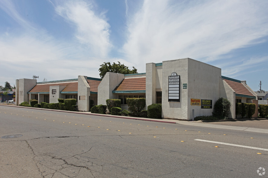 415 N Main St, Manteca, CA for sale - Primary Photo - Image 1 of 1