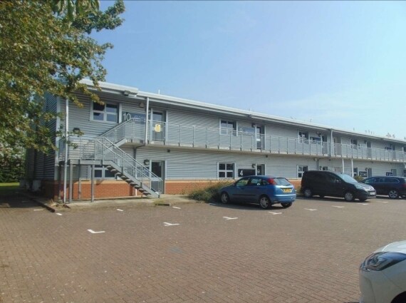 34 Whitehouse Rd, Ipswich for sale Primary Photo- Image 1 of 1