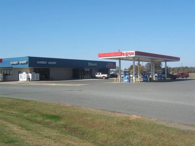 Retail in Bossier City, LA for sale - Primary Photo - Image 1 of 1