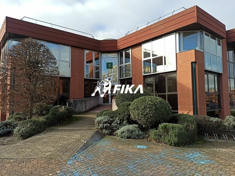 Office in Labège to rent - Building Photo - Image 3 of 3