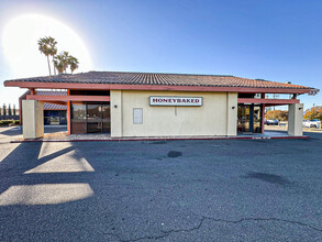 2560 Marconi Ave, Sacramento, CA for rent Building Photo- Image 1 of 6