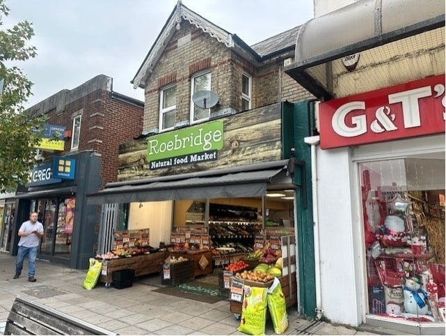 330 Ashley Rd, Poole to rent - Building Photo - Image 1 of 1