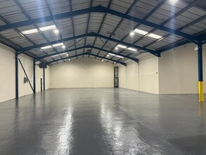 Trecenydd Industrial Estate, Caerphilly to rent Interior Photo- Image 2 of 4