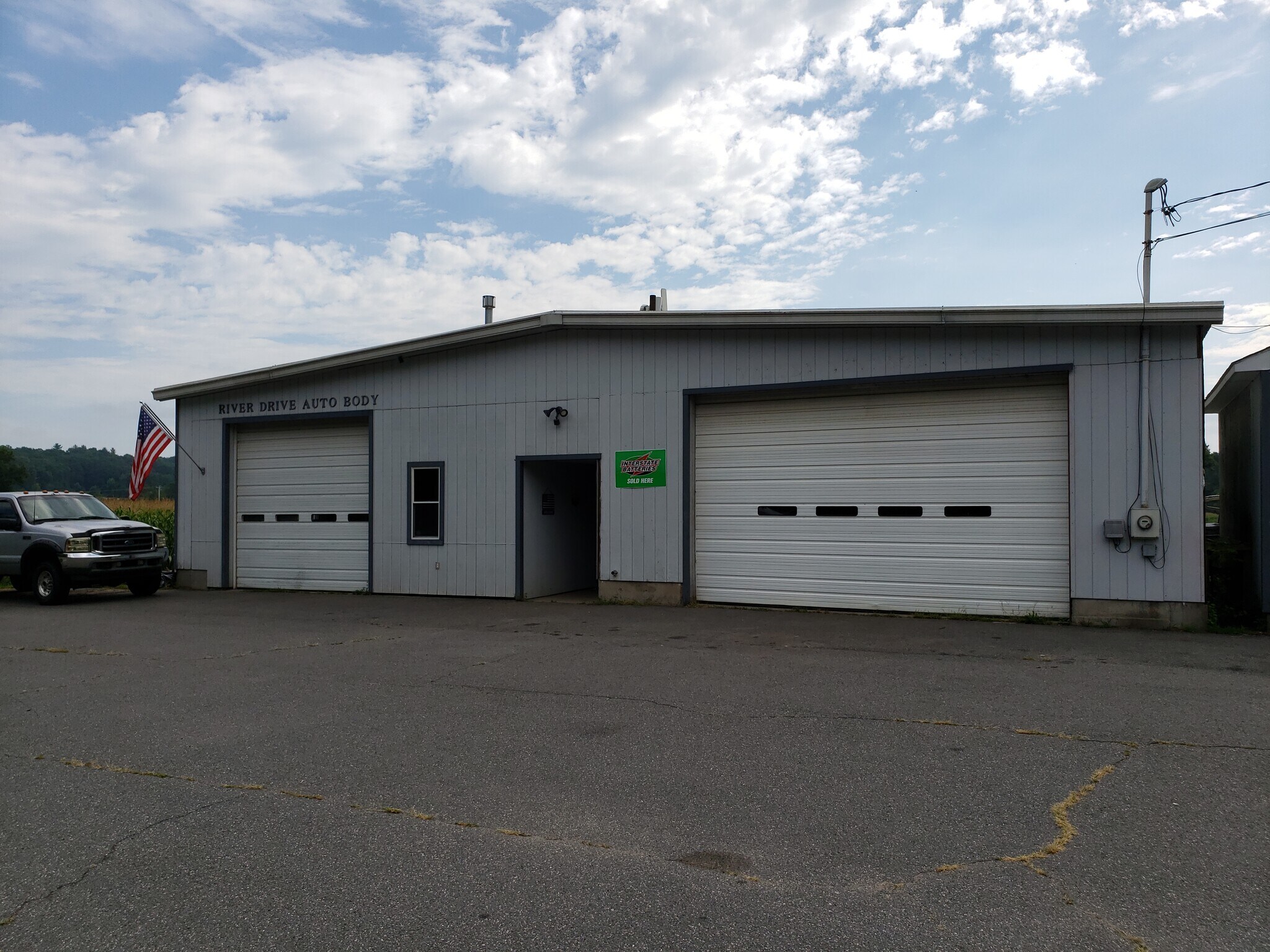 81 River Dr, Hadley, MA for sale Primary Photo- Image 1 of 1