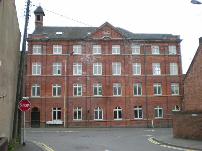 More details for High St, Stoke On Trent - Retail to Rent