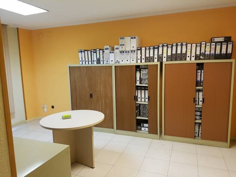 Retail in Ontinyent to rent - Building Photo - Image 2 of 13