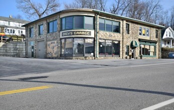 2 Schoolhouse Rd, Pine Island, NY for rent Building Photo- Image 1 of 8