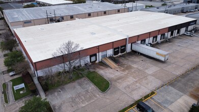 624 Elmwood Park Blvd, New Orleans, LA for rent Aerial- Image 2 of 15