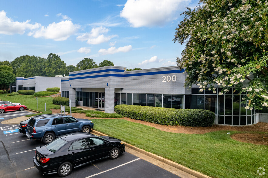 1000 Cobb Place Blvd, Kennesaw, GA for rent - Building Photo - Image 1 of 22