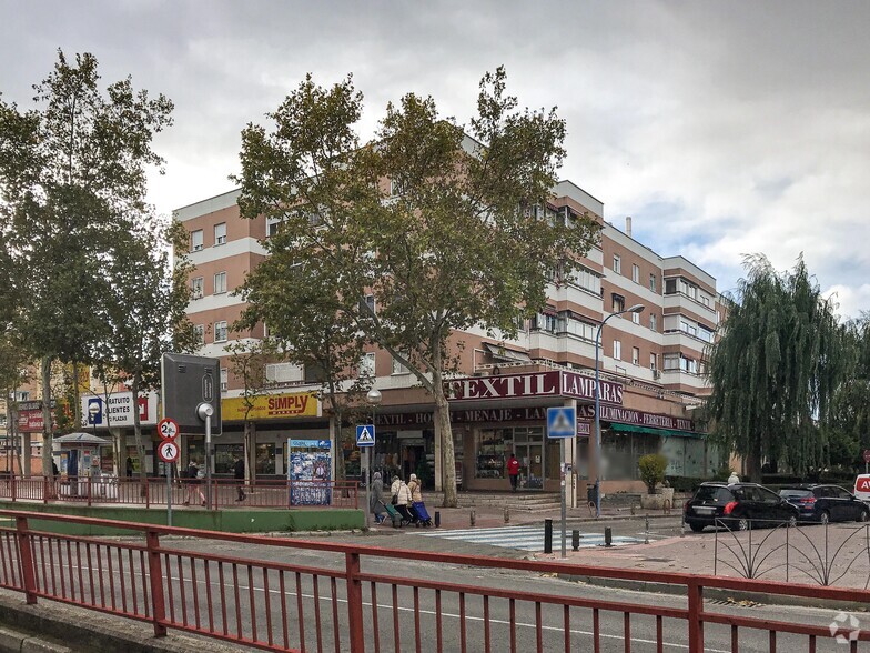 Retail in Leganés, Madrid to rent - Building Photo - Image 1 of 1
