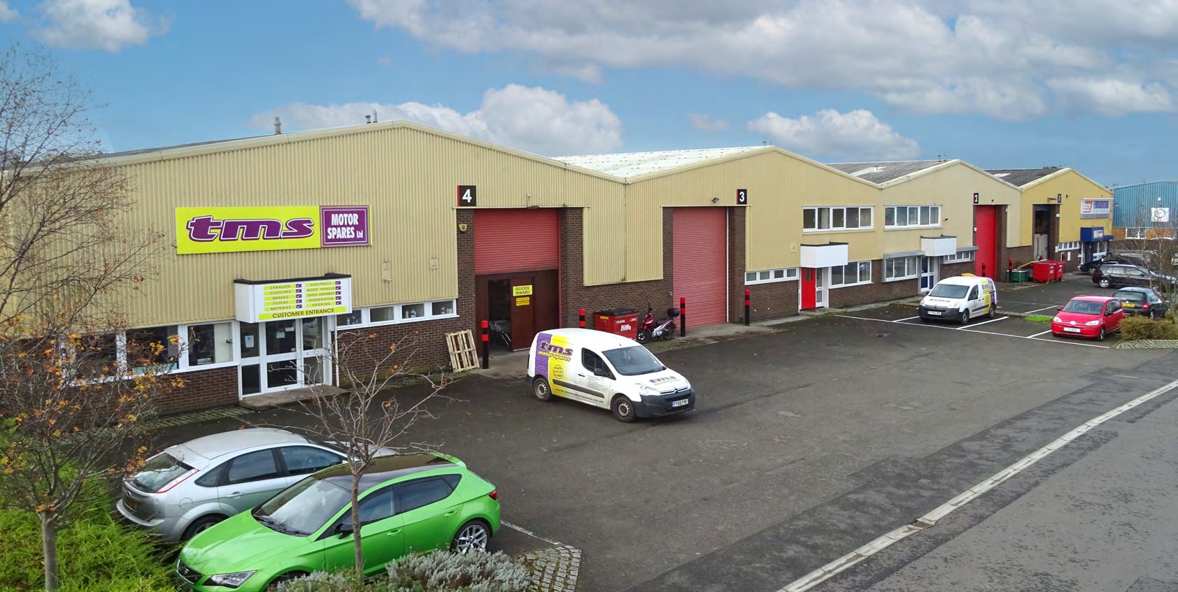 Forbes Ct, Falkirk to rent Building Photo- Image 1 of 5