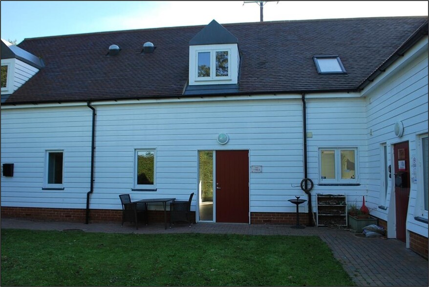 Mill Ln, Hassocks for rent - Building Photo - Image 2 of 6