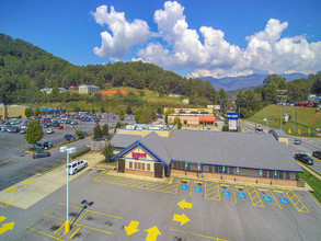 374 Walmart Plz, Sylva, NC for sale Building Photo- Image 1 of 1