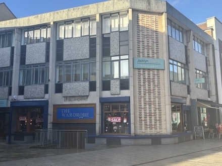 John Frost Sq, Newport to rent - Building Photo - Image 3 of 3