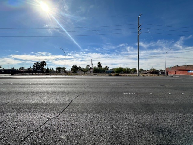 3400 Charleston Blvd, Las Vegas, NV for sale - Building Photo - Image 1 of 5