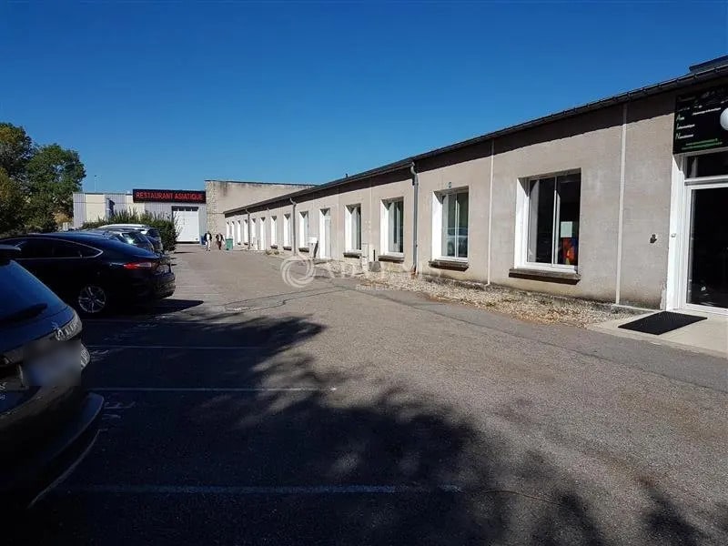 Location Bureaux 216 m² à 1 549 m² - Photo 1