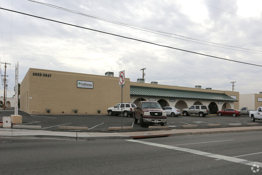 3647-3655 N 35th Ave, Phoenix, AZ for rent - Primary Photo - Image 1 of 6