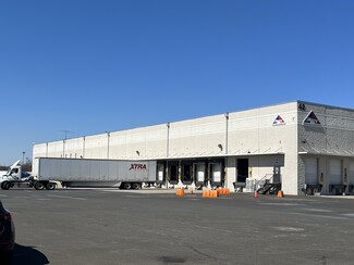 More details for 42 Runway Rd, Levittown, PA - Industrial for Rent