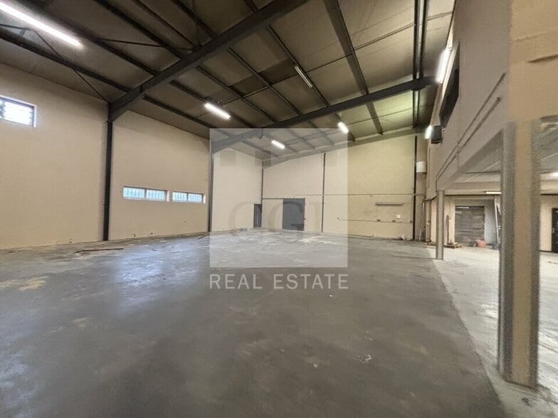 Light Industrial in Villeurbanne for sale - Interior Photo - Image 3 of 12