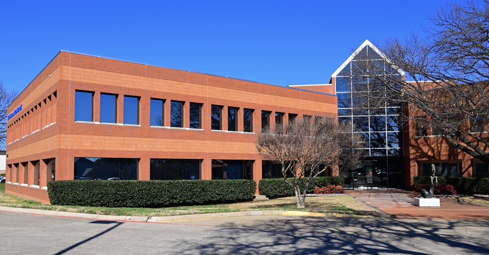 3700 River Walk Dr, Flower Mound, TX for rent - Building Photo - Image 1 of 2