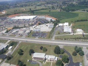 1813 HWY 27, Somerset, KY for rent Building Photo- Image 1 of 3