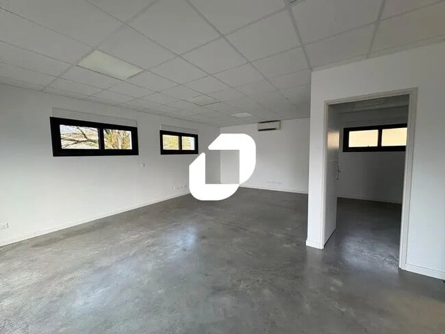 Location Bureaux 60 m²