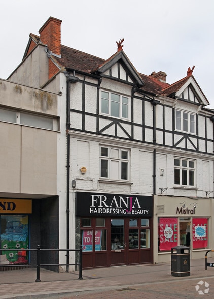 10 Bartholomew St, Newbury for sale - Primary Photo - Image 1 of 1