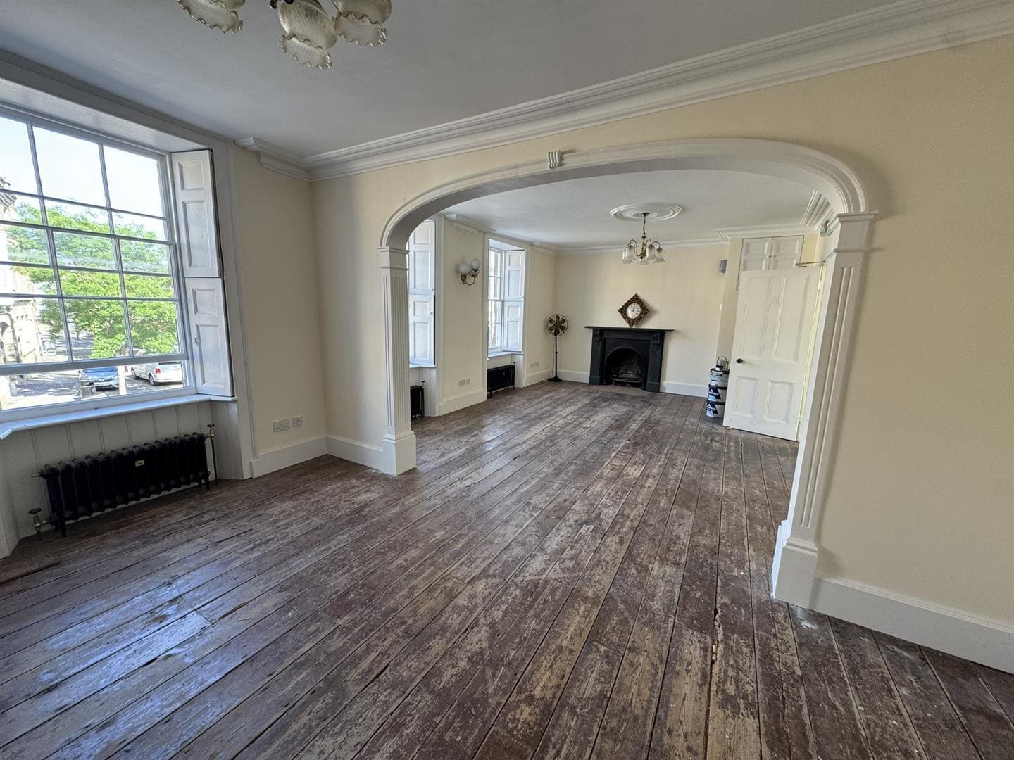 1 North Street, Ilminster to rent Interior Photo- Image 1 of 6