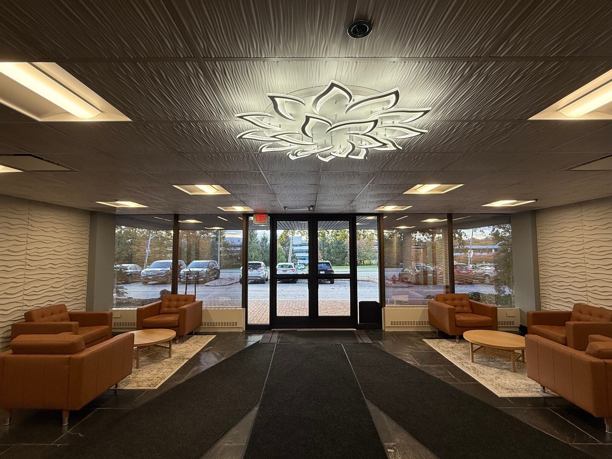 420 Columbus Ave, Valhalla, NY to rent Interior Photo- Image 1 of 19