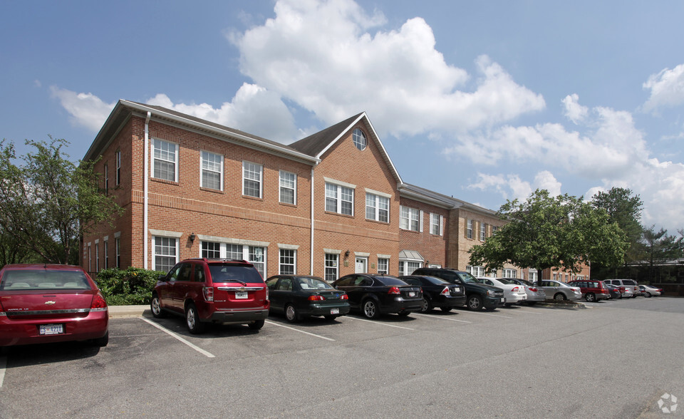 7305-7307 Baltimore Ave, College Park, MD for rent - Primary Photo - Image 1 of 6