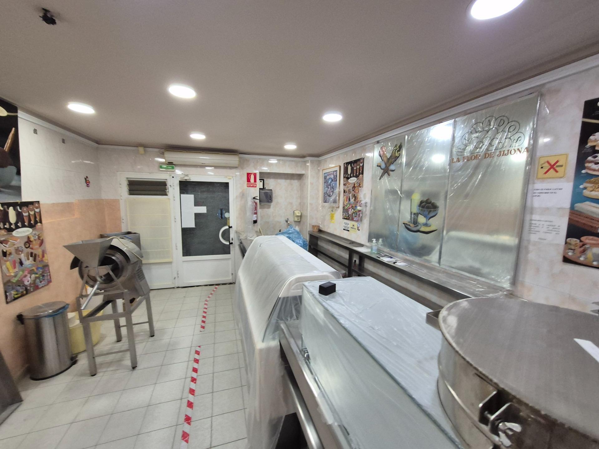 Retail in Elda, Alicante for sale Interior Photo- Image 1 of 17