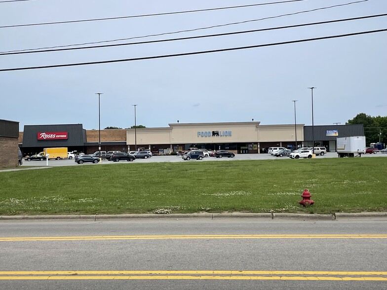 Food Lion Road rd, Scotland Neck, NC for rent - Primary Photo - Image 1 of 1