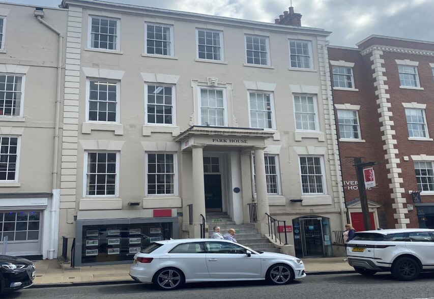 35-41 Lower Bridge St, Chester for rent - Building Photo - Image 2 of 4