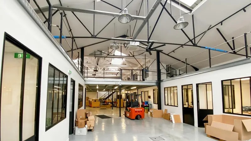 Office in Bois-Colombes to rent - Building Photo - Image 3 of 9