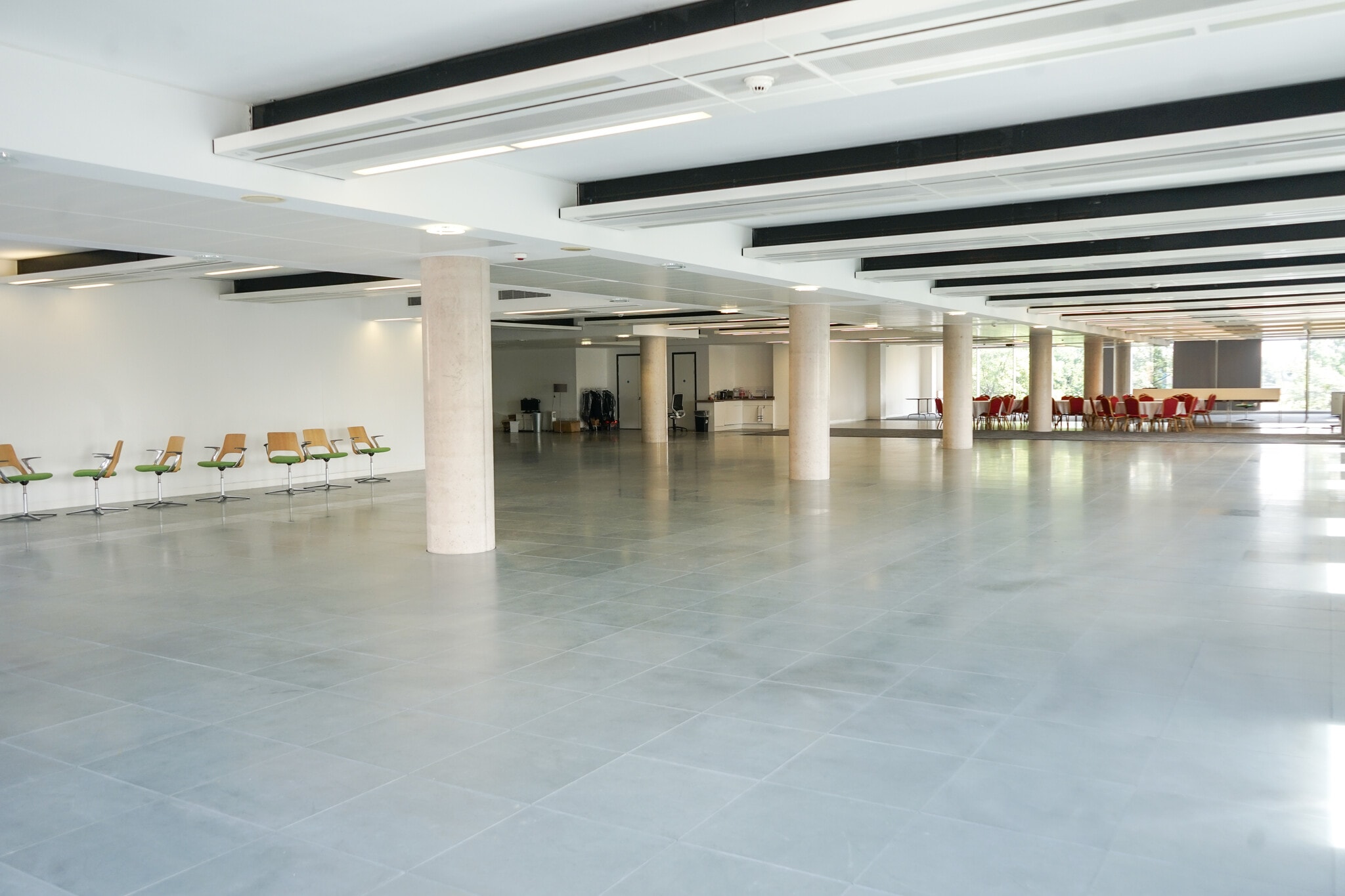 3 Britannia Quay, Cardiff to rent Interior Photo- Image 1 of 21
