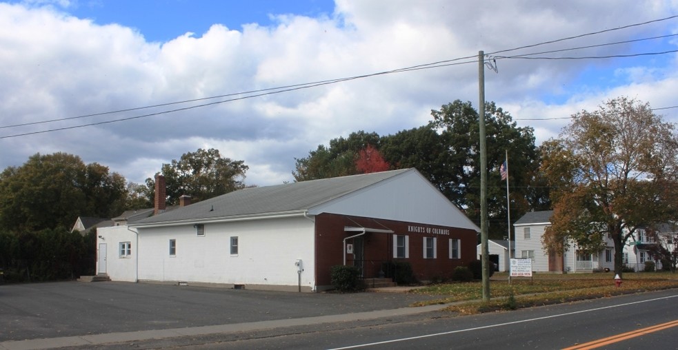 573 Main St, Cromwell, CT for sale - Primary Photo - Image 1 of 1