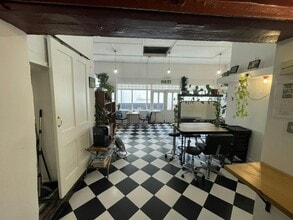 18 West St, Hastings to rent Interior Photo- Image 2 of 7