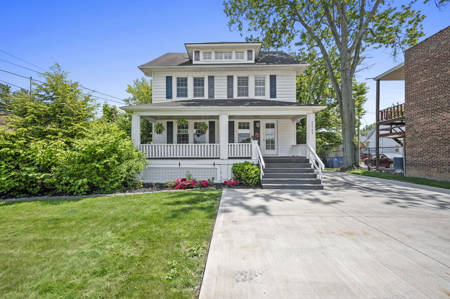 22785 Lorain Rd, Fairview Park, OH for sale - Building Photo - Image 1 of 1