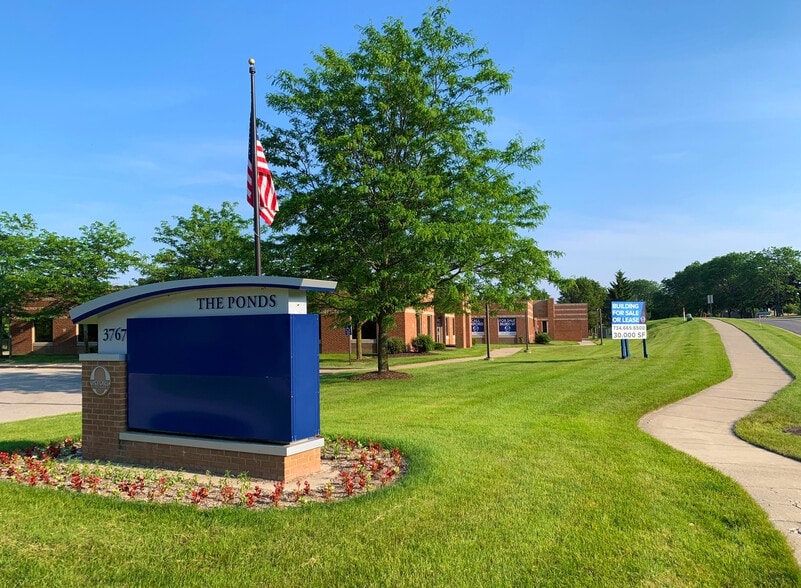 3767 Ranchero Dr, Ann Arbor, MI to rent - Building Photo - Image 2 of 7